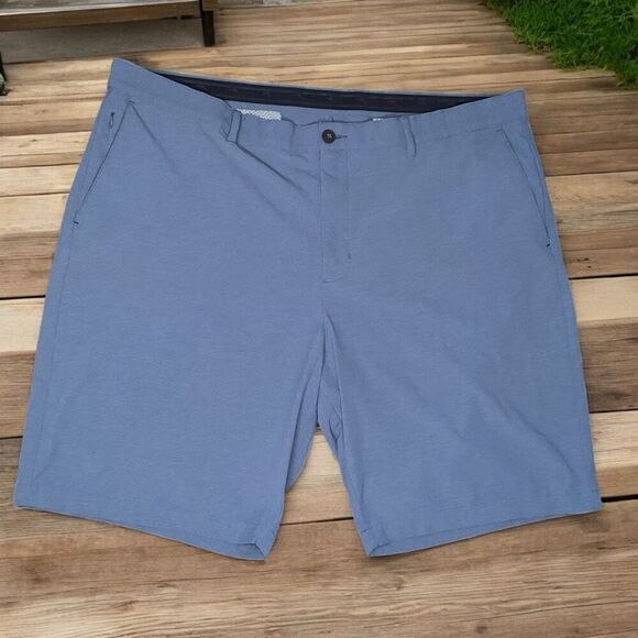 $110 Tommy Bahama Golf Shorts On Par Men's  44 Blue Stretch‎ Logo Grip waist 10” - Picture 3 of 11